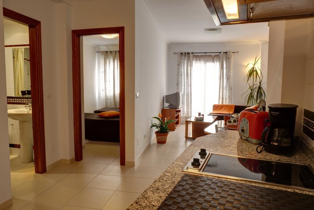 Apartment Ambrosia Nerja Zimmer foto